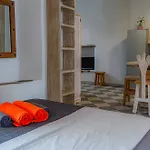 بيت للعطل Maria-anna Traditional Island House باروس