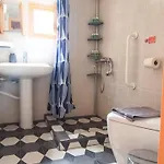 Maria-anna Traditional Island House باروس