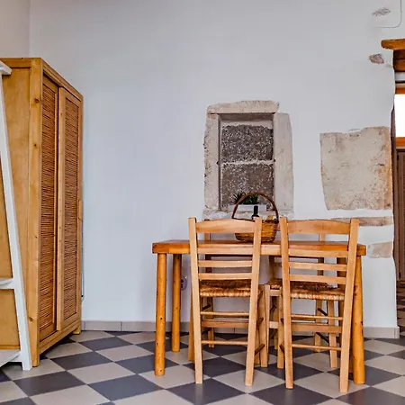 Holiday home Maria-anna Traditional Island House *