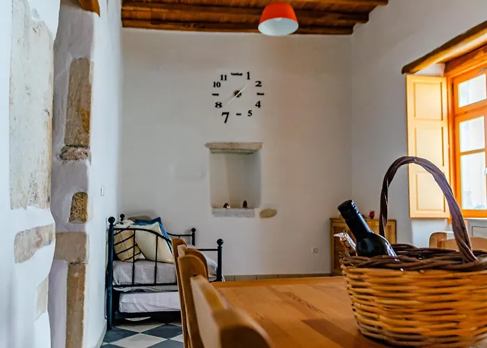 Maria-anna Traditional Island House Holiday home