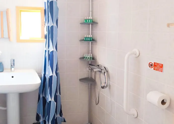 Maria-anna Traditional Island House *